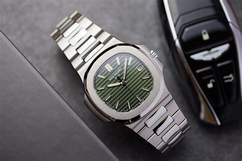 Patek Philippe Nautilus 5711/1A .